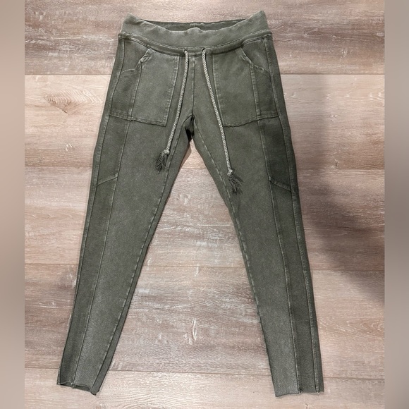 Easel S Olive Skinny Pants - Picture 1 of 7